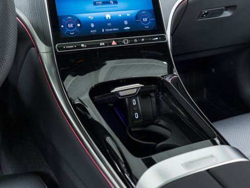 New 2026 Mercedes-Benz GLC 300 300 4MATIC image 20