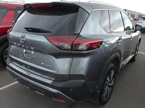 Used 2023 Nissan Rogue SL w/ SL Premium Package AWD/4WD image 4
