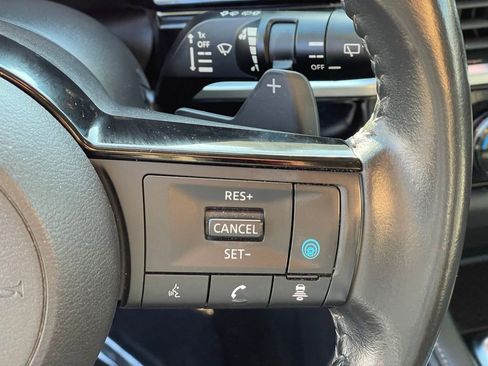 Used 2023 Nissan Pathfinder SL w/ Lighting Package (N92) AWD/4WD image 17