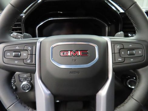 Used 2025 GMC Sierra 1500 Elevation image 46