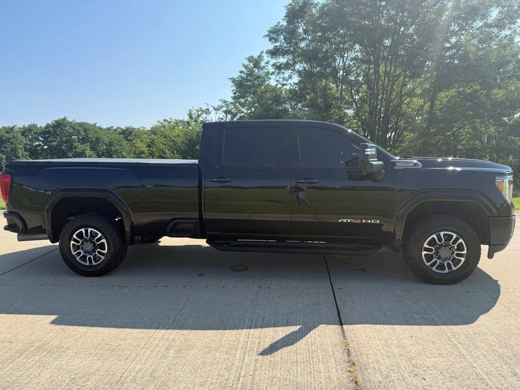 Used 2022 GMC Sierra 2500 AT4 w/ Driver Alert Package I AWD/4WD image 2