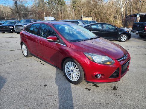 Used 2014 Ford Focus Titanium image 8