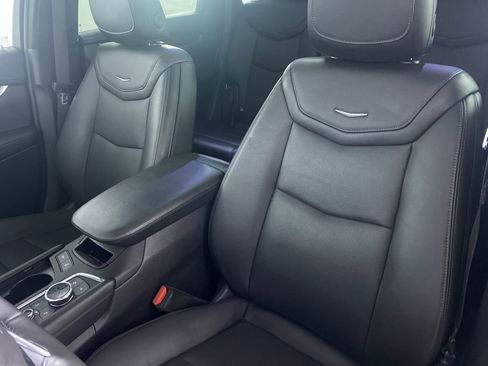 Certified 2022 Cadillac XT5 Premium Luxury w/ Technology Package image 11