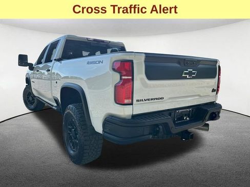 Certified 2025 Chevrolet Silverado 2500 ZR2 w/ ZR2 Bison Edition AWD/4WD image 10