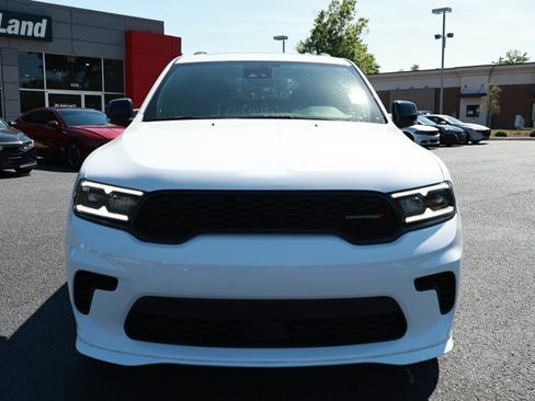 Used 2024 Dodge Durango GT RWD image 2