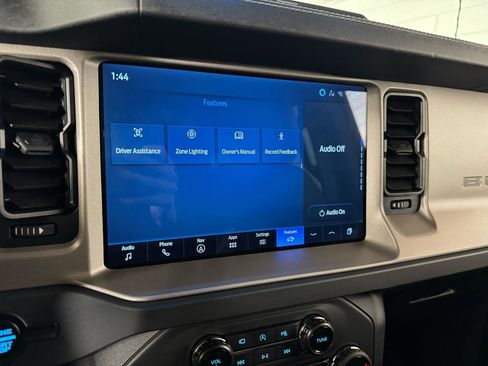 Used 2025 Ford Bronco Outer Banks image 25