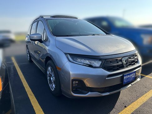 Used 2026 Honda Odyssey EX-L image 2