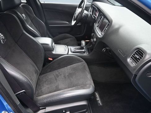 Used 2015 Dodge Charger R/T Scat Pack w/ Technology Group image 42