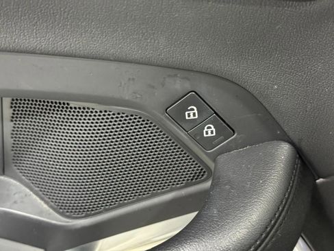 Used 2021 Jaguar E-PACE SE image 25