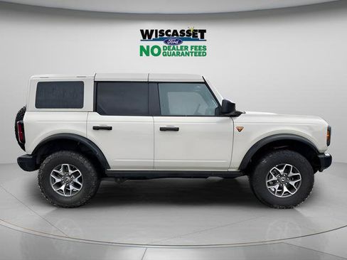 Used 2025 Ford Bronco Badlands AWD/4WD image 4