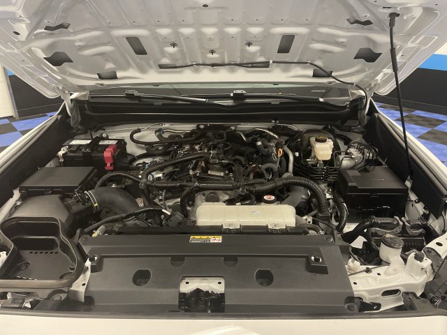 Used 2024 Toyota Tacoma TRD Sport AWD/4WD image 25