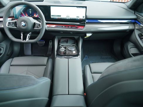 New 2026 BMW 540i xDrive w/ M Sport Package image 14