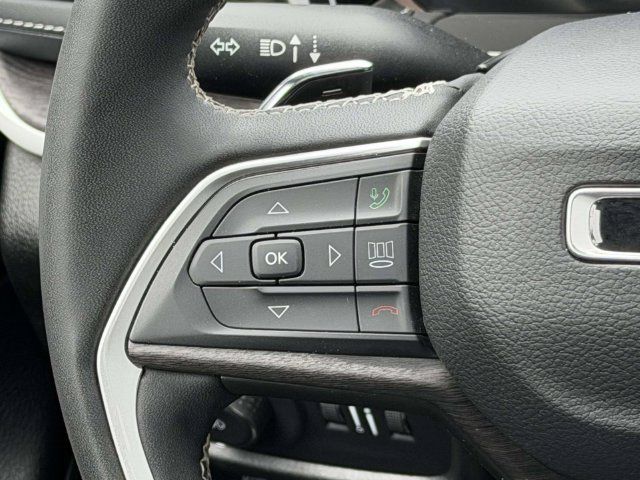 Used 2023 Jeep Grand Cherokee 4WD 4xe image 25