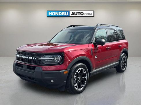 Used 2025 Ford Bronco Sport Outer Banks w/ Outer Banks Tech Package+ AWD/4WD image 1