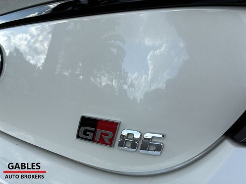 Used 2024 Toyota GR86 image 6