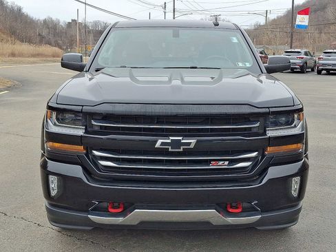 Used 2018 Chevrolet Silverado 1500 LT w/ Redline Edition image 2