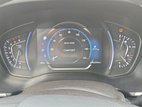 Used 2020 Hyundai Santa Fe SEL FWD image 12
