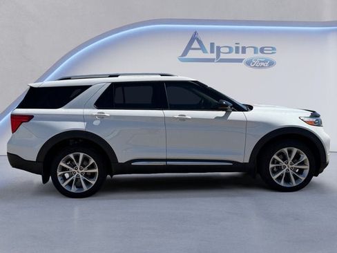 Used 2023 Ford Explorer Platinum w/ Technology Package AWD/4WD image 6