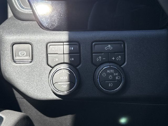 New 2026 Chevrolet Silverado 1500 RST AWD/4WD image 16
