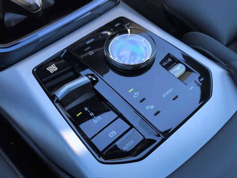 Used 2025 BMW X3 M50 w/ Premium Package image 33