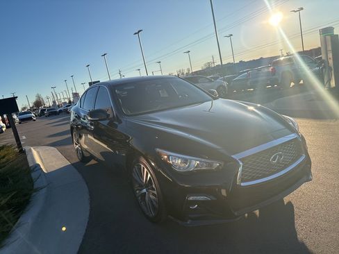 Used 2021 INFINITI Q50 Sensory image 3