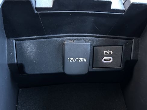 Certified 2023 Toyota Corolla LE image 30