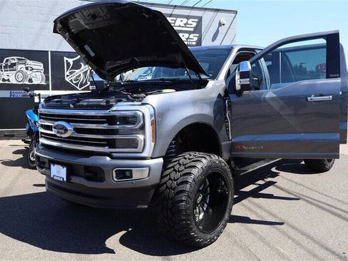 Used 2025 Ford F350 Platinum w/ Platinum Plus Package AWD/4WD image 27