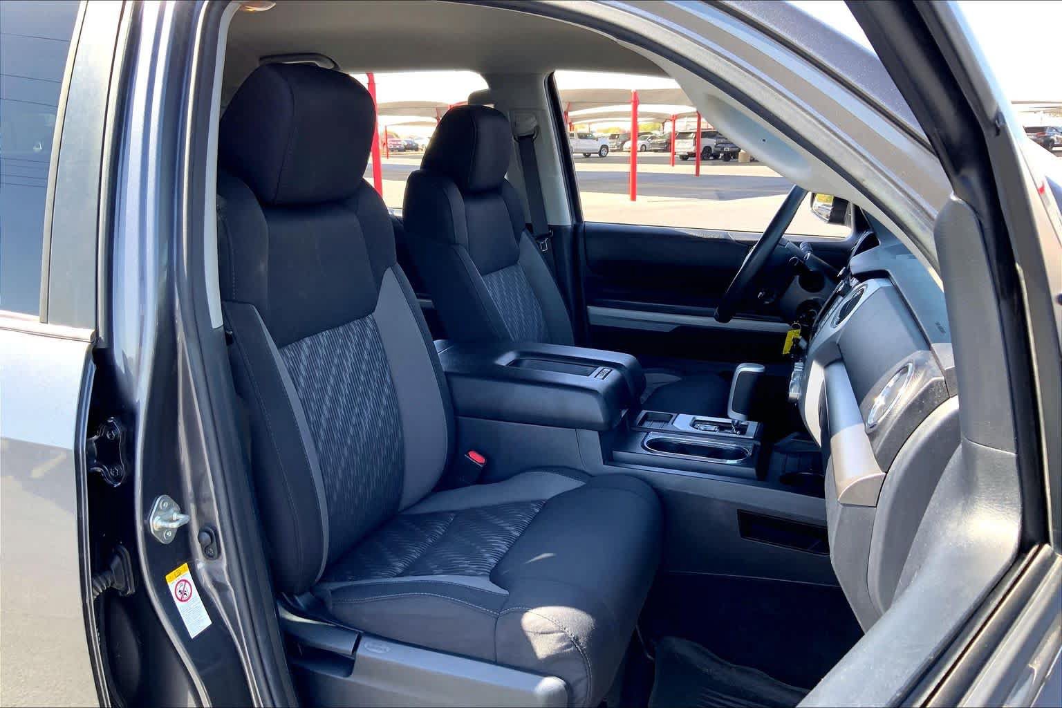 Used 2019 Toyota Tundra SR5 w/ SR5 Upgrade Package AWD/4WD image 9