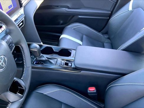 Certified 2025 Toyota Camry SE image 13