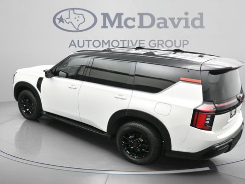 Used 2025 Nissan Armada PRO-4X AWD/4WD image 40