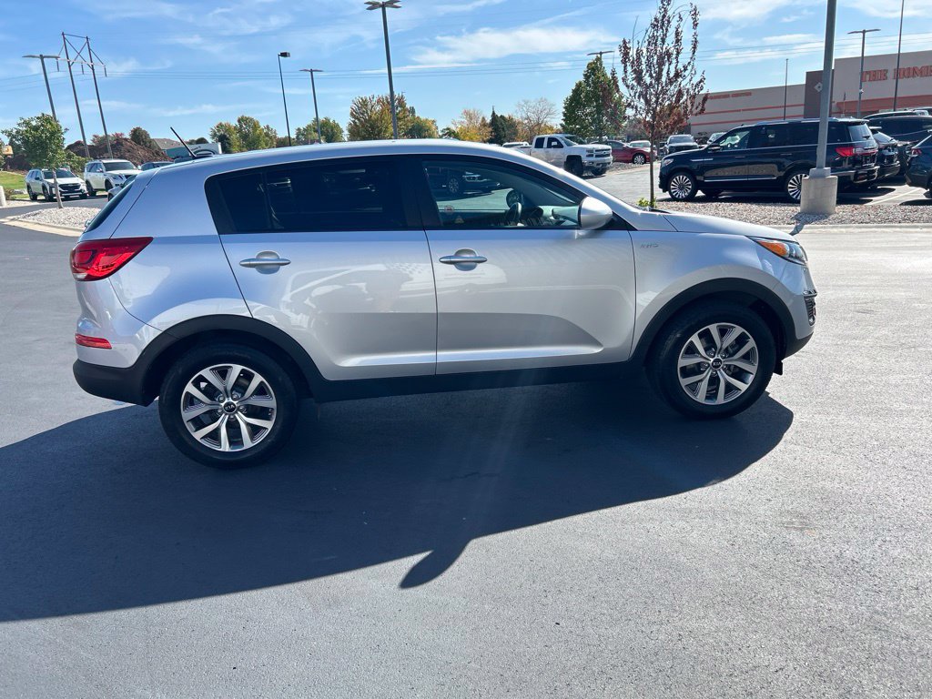 Used 2016 Kia Sportage LX AWD/4WD image 7