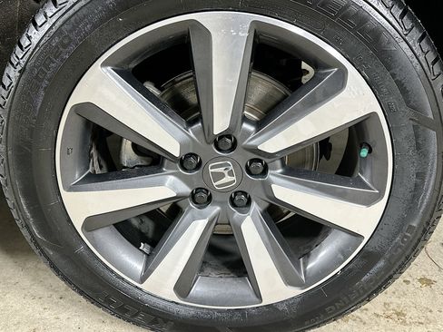 Used 2023 Honda Pilot Touring image 42