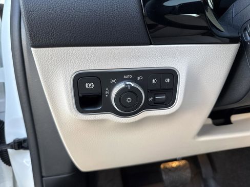 New 2026 Mercedes-Benz GLA 250 GLA 250 image 23