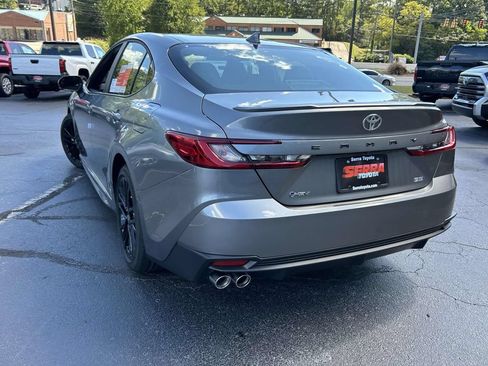 New 2026 Toyota Camry SE FWD image 5