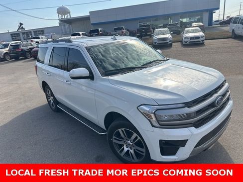 Used 2022 Ford Expedition XLT image 6