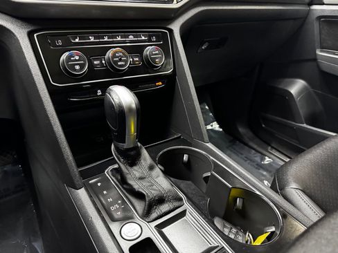 Used 2018 Volkswagen Atlas SEL image 25