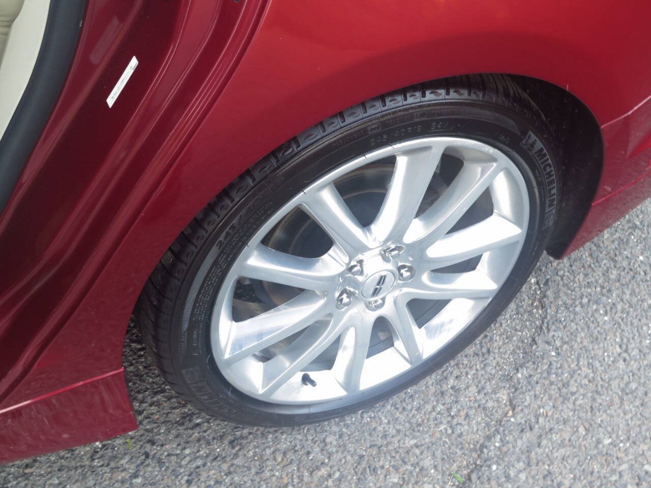 Used 2015 Lincoln MKZ Hybrid w/ Equipment Group 202A Reserve FWD image 32