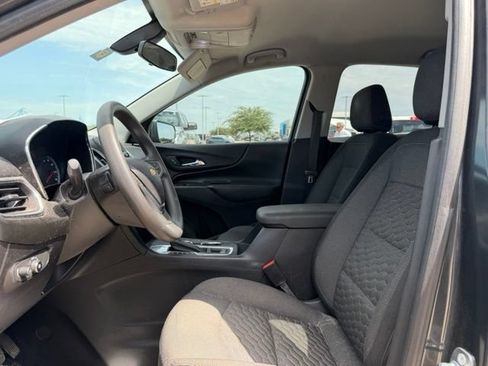 Used 2018 Chevrolet Equinox LT FWD image 13