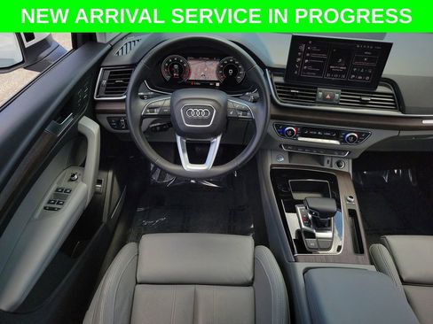 Certified 2024 Audi Q5 2.0T Prestige AWD/4WD image 22
