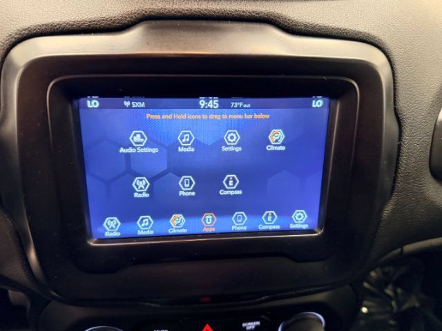 Used 2018 Jeep Renegade Latitude AWD/4WD image 14