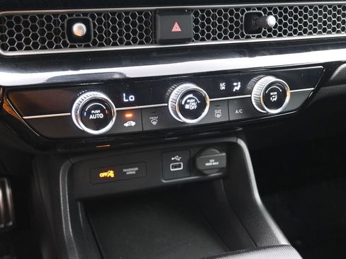 Used 2024 Honda Civic Sport image 13