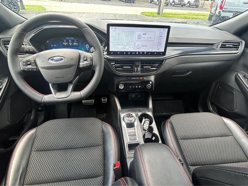 Used 2023 Ford Escape ST-Line Elite image 16