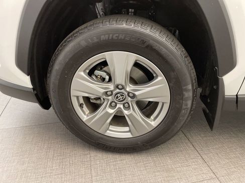 Used 2023 Toyota RAV4 XLE AWD/4WD image 12