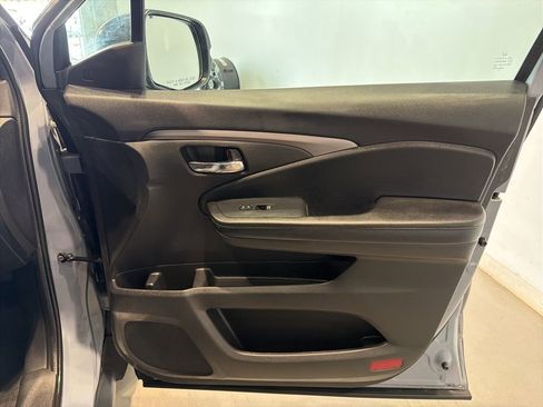 Used 2022 Honda Pilot Sport image 33