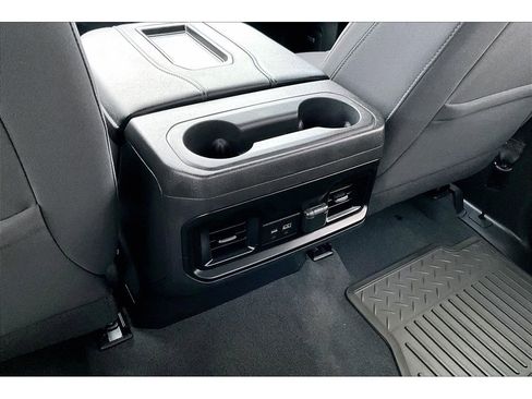 Used 2021 Chevrolet Silverado 1500 RST image 11