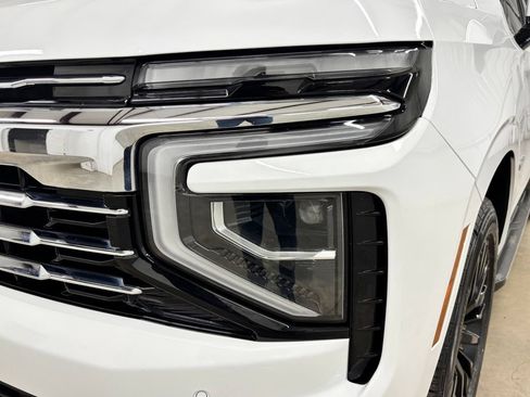 Used 2025 Chevrolet Tahoe LT w/ Comfort Package RWD image 9