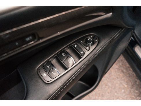 Used 2019 INFINITI QX60 Luxe w/ Essential Package image 9