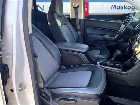 Used 2018 Chevrolet Colorado Z71 image 26