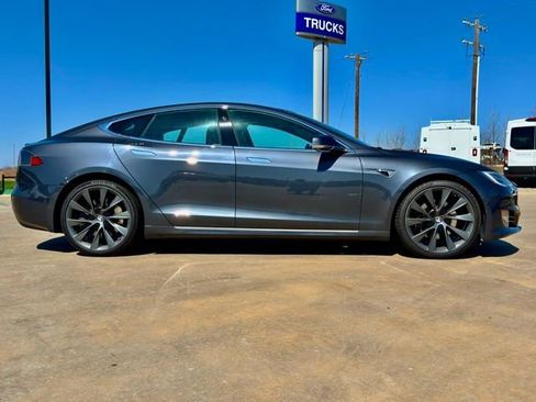 Used 2018 Tesla Model S 100D image 8