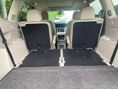 Used 2019 Volkswagen Atlas SEL Premium AWD/4WD image 12
